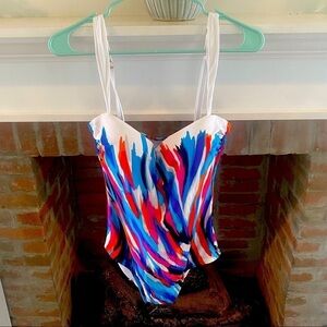 JANTZEN Plus Size Swimsuit Size 14 Adjustable Straps No Underwire